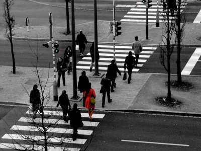 La femme en rouge_4517925865_l.jpg